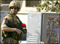 Britský voják v Basře