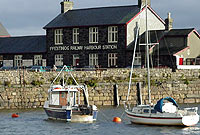 Gorsaf reilffordd Porthmadog
