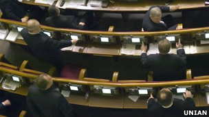 Верховна Рада дозволила продавати землю сільськогосподарського призначення