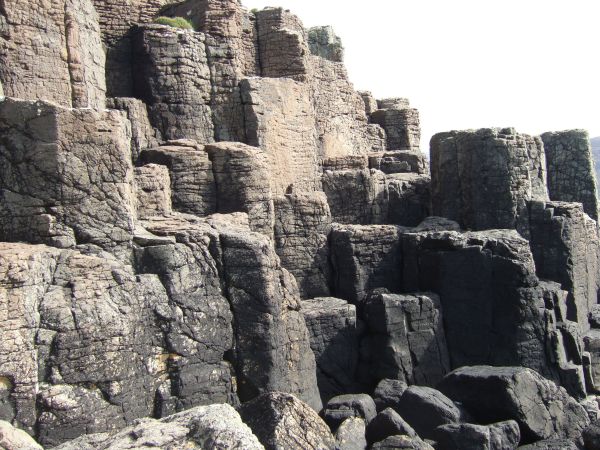 A close up view of the columns - just like steps!