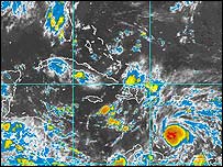 Imagem de satélite da passagem do Emily pelo Caribe