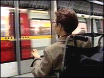 残障人士乘坐伦敦地铁困难重重