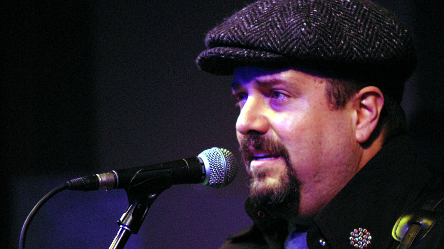 Raul Malo live at the Classic Grand. Photo by Richard Bull.