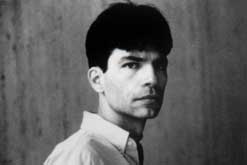 Author Richard Powers. Photo by Jerry Bauer.