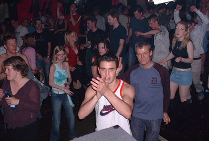 Dave Pearce entertains the crowd