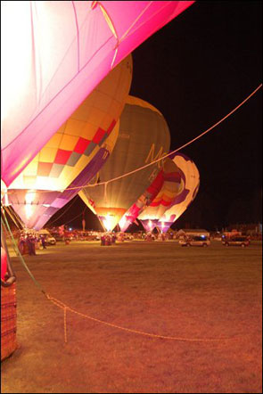 balloons-nightglow.jpg