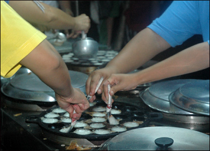 Tráng bánh ăn tối