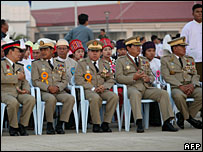  Các quan chức tham dự lễ kỷ niệm 60 năm ngày Miến Điện giành độc lập từ Anh, ngày 4 tháng 1 năm 2008