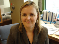 Bà Bella Bird, giám đốc phụ trách Việt Nam thuộc Bộ phát triển hải ngoại Anh quốc