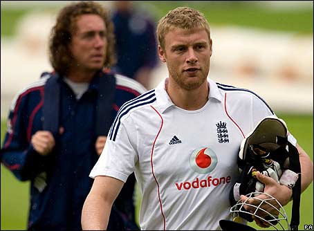 Andrew Flintoff is desperate to return to the England team