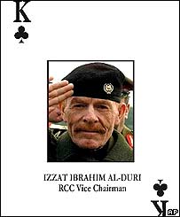 عزت ابراهيم الدوری در دسته ورق های منتشره توسط دولت آمريکا از بزرگترين فراری های وفادار به صدام حسين