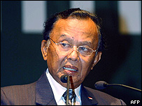 Ông Rachmat Witoelar