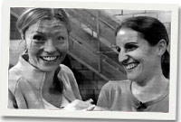 Nia Parry a melanie Gillingham ar Welsh in a Week