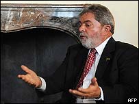 Luiz Inácio Lula da Silva na embaixada brasileira em Roma