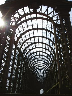 Arched walkway, Hampton Court