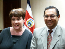 Sheena McDonald meeting Costa Rica transport minister Francisco Jimenez
