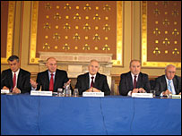 Bisedimet e Londrës (arkiv)