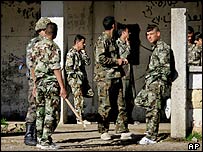 Lübnan'da Suriye askeri