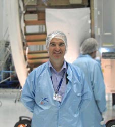Jonathan_Amos_at_the_Kourou_spaceport