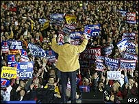 O candidato democrata John Kerry em campanha