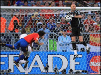 O goleiro Fabien Bartez