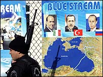 Mavi Akım için hazırlanan afişler 