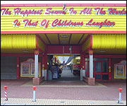 Entrance to Walton Pier