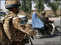 یک سرباز خارجی در افغانستان