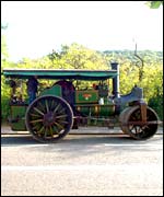 Traction engine