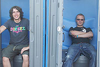 Gethin ag Aneurin o'r Genod Droog