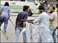 کراچی میں ہنگامے