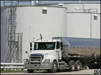 Usina de produção de álcool