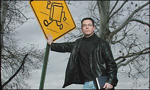 Ron Hornbaker chce přeměnit svět v knihovnu