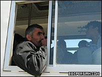 یک پناهجوی اخراج شده از ایران در مرز اسلام قلعه هرات