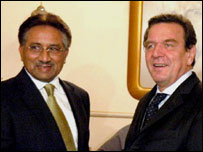 मुशर्रफ़ और श्रोडर