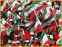 تماشاچيان پيش از بازی ايران بحرين