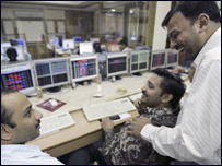 ممبئی بازار حصص کے بروکر(فائل فوٹو)