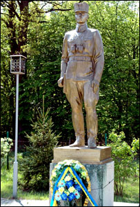 пам'ятник Роману Шухевичу на Львівщині