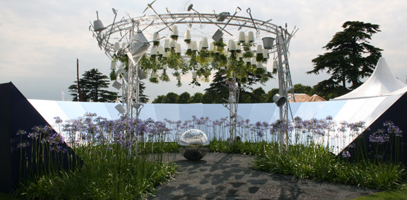 Excuse me while I kiss the sky