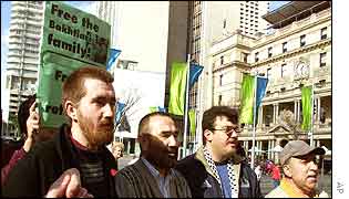 Australská imigrační politika vede k častým protestům