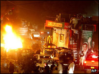 انفجار در کنار خودروی حامل خانم بوتو