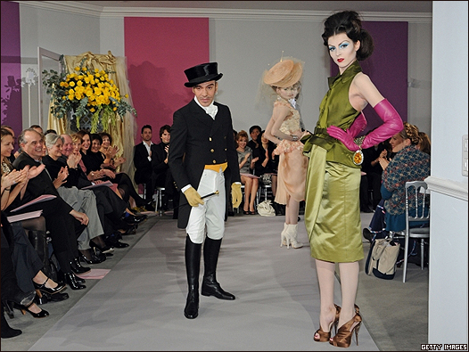 Diseños de John Galliano