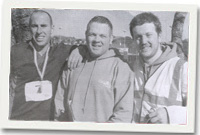 Alan Jones, Llannor, cystaleuydd ac Elgan Rowlands a Pryderi ap Rhisiart, dau o'r trefnwyr