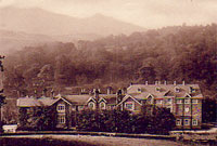 Ysgol Dr Williams (llun o gasgliad cardiau post gan Baron Westwood)