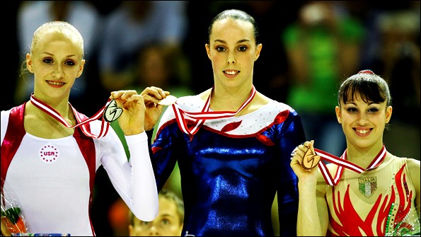 Beth Tweddle at the 2006 World Championships