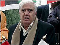 Foi a segunda vez que Aftab Sherpao foi atacado em oito meses