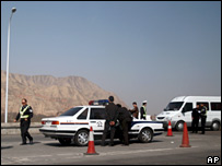 Lính Trung Quốc lập chốt kiểm soát