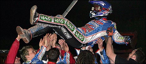 Magnus Zetterstrom (Hywel Lloyd)