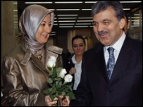 Abdullah Gül, eşi Hayrünnisa Gül'le birlikte
