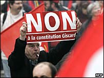 Fransa'da anayasaya karşı gösteri